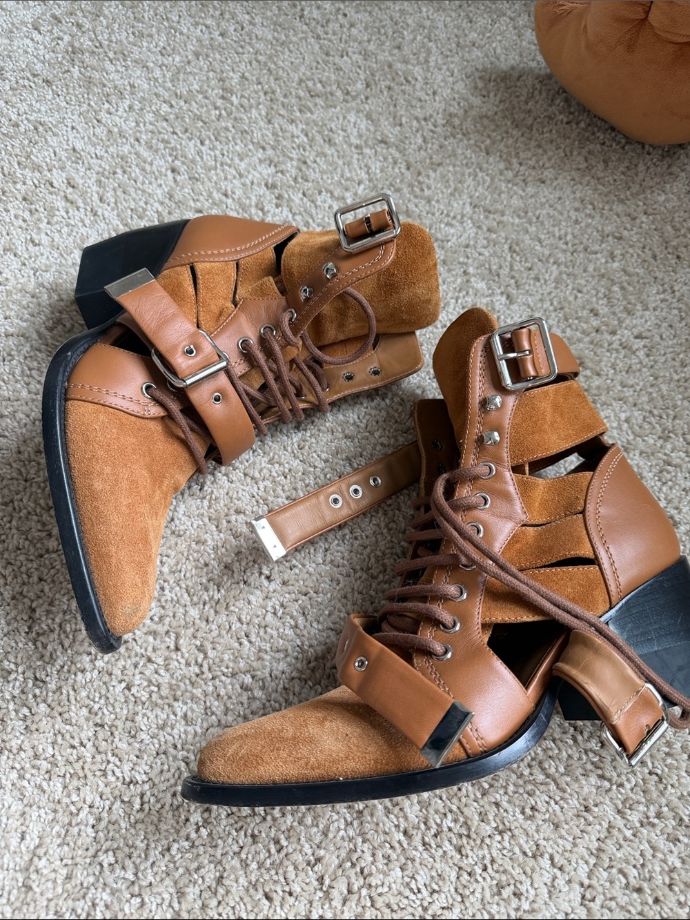 chloe rylee boots